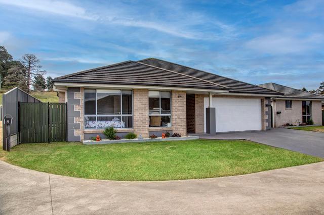 8 Napper Close, NSW 2577