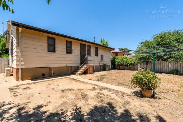 6 Callaghan Street, NSW 2650