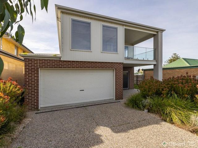 11 Gruber Street, VIC 3995