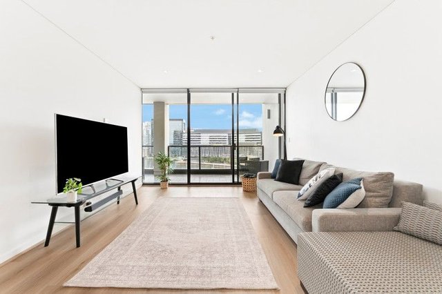 1105/60 Lorimer Street, VIC 3008