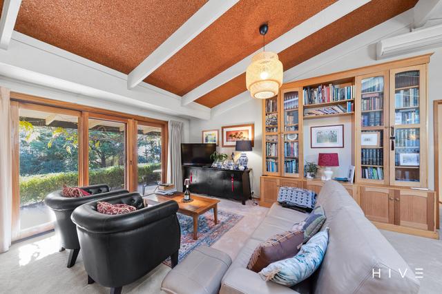 14 Duralla Street, NSW 2621