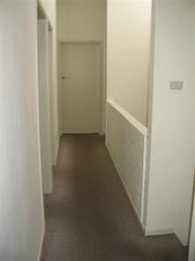 Hallway (2005-12-03)