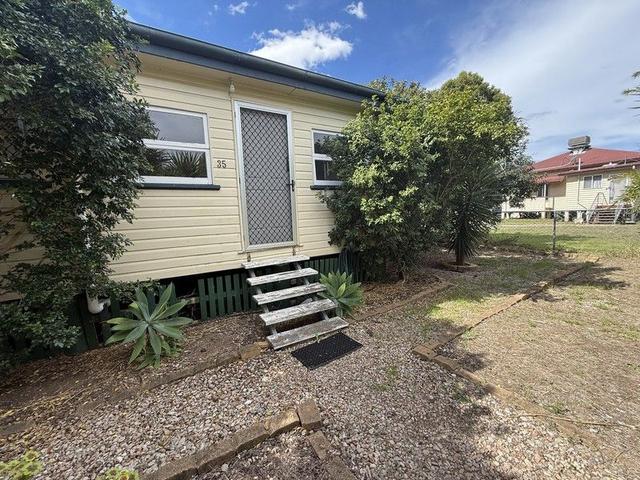 35 Scarlet Street, QLD 4405