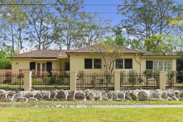 52 Bannockburn Road, NSW 2073