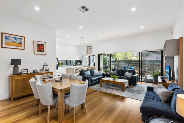 4/74 Robsons Road, NSW 2500