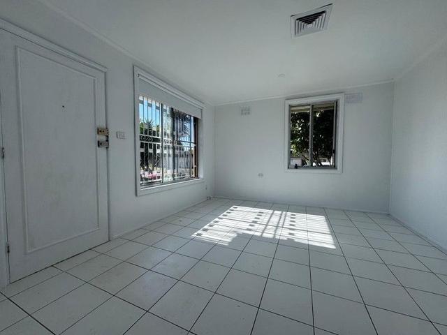 25 Sydney Luker Rd, NSW 2166
