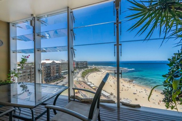 802/61 Shortland Esplanade, NSW 2300