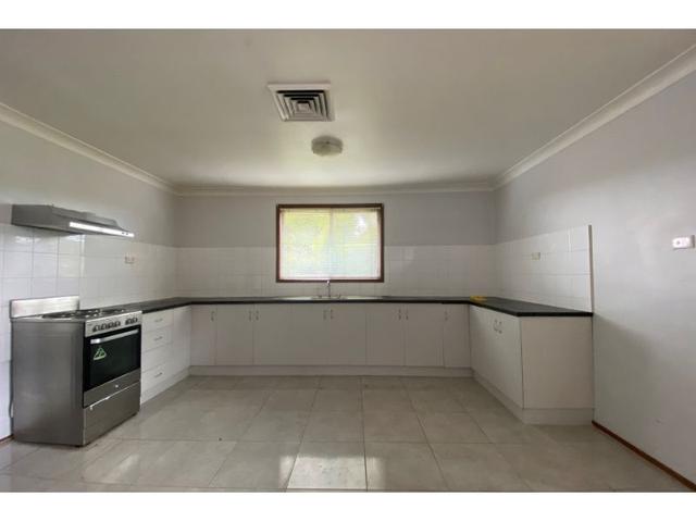 1/11 Casino Road, NSW 2145