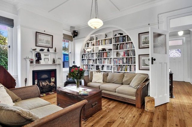 1 Benelong Road, NSW 2090