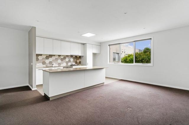 6 Stan Street, VIC 3068