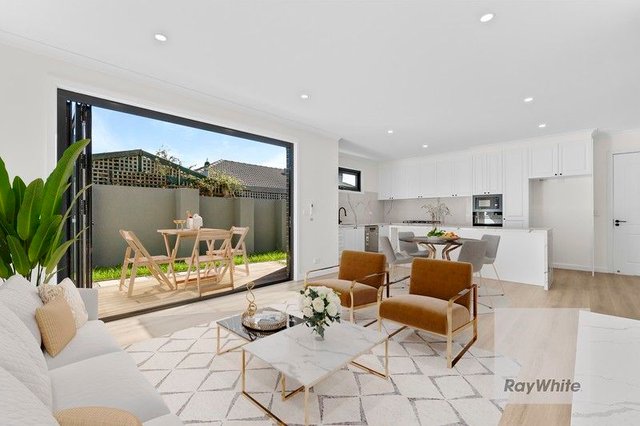 2/10 Olympic Street, VIC 3083