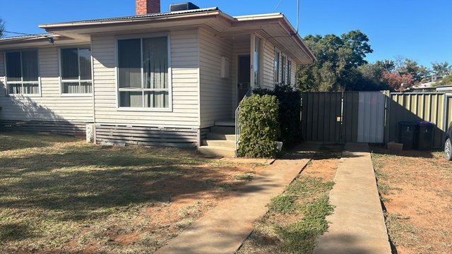 1 Loddon Avenue, VIC 3496