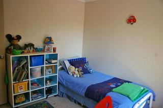 Bed 2 (2010-12-01)