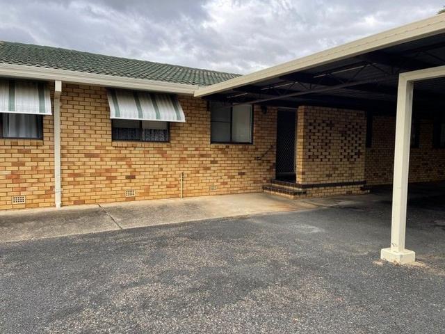 8/15 Vera, NSW 2340