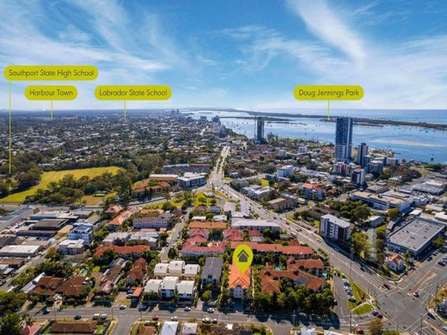 4/7 Johnston St, QLD 4215