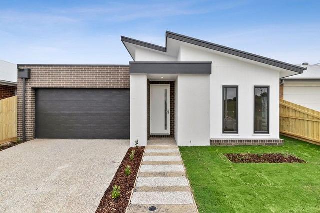 63 Grassland  Grove, VIC 3224