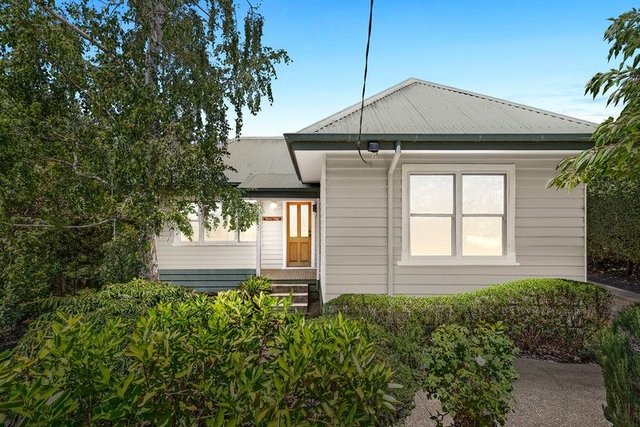 5 Clement Crescent, VIC 3136