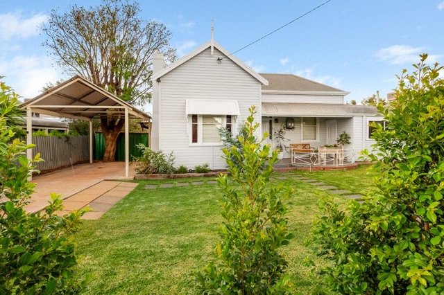 82 Lewis Street, WA 6430