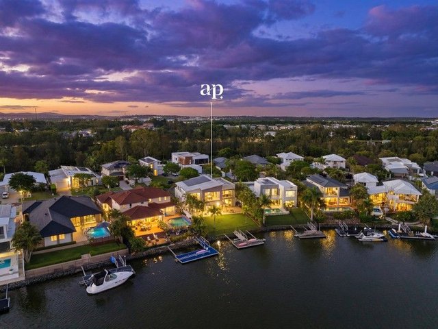 70 The Peninsula, QLD 4212