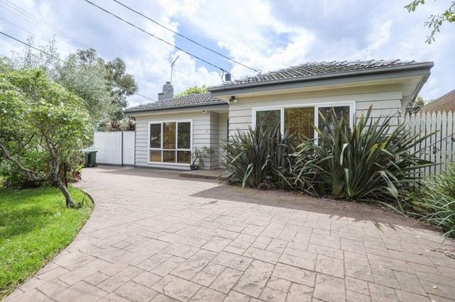 18 Stewart St, VIC 3044