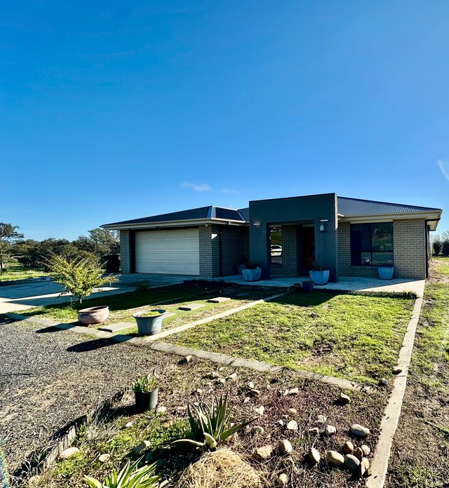 104 Browns Lane, NSW 2594