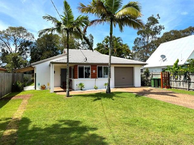 71 Greenoaks Drive, QLD 4573