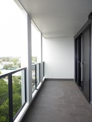 Balcony (2015-12-21)