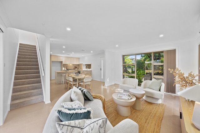 42 Abena Avenue, ACT 2911