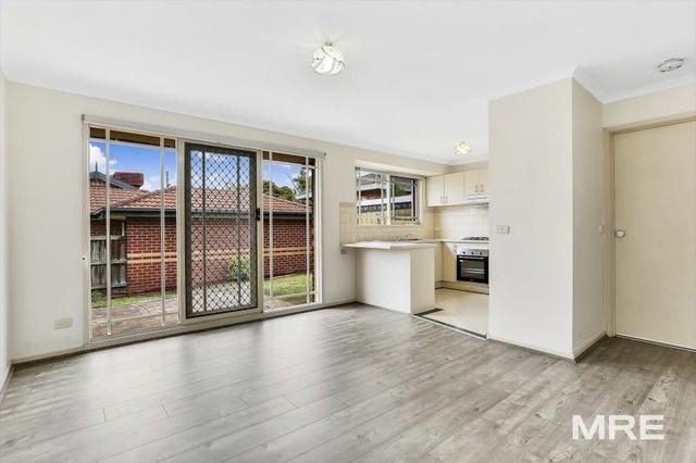 2/30 Highclere Avenue, VIC 3149