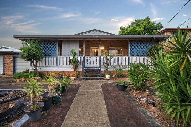 11 Roseland Avenue, QLD 4123