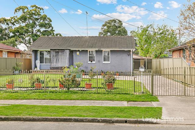 19 Goroka Street, NSW 2770
