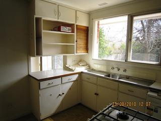 Kitchen (2010-08-24)