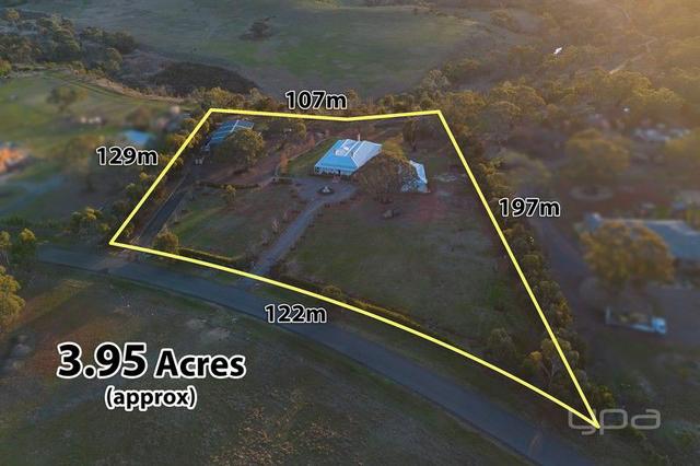 49 Strathtulloh Circuit, VIC 3338