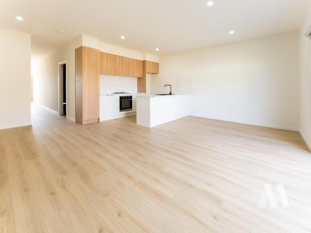 24 Farranreigh Street, VIC 3751