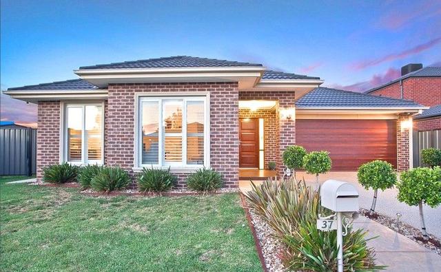 37 Pembroke Crescent, VIC 3026