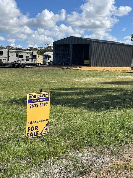 31 Bourke St, WA 6405