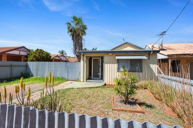 61 Roberts Street, WA 6430