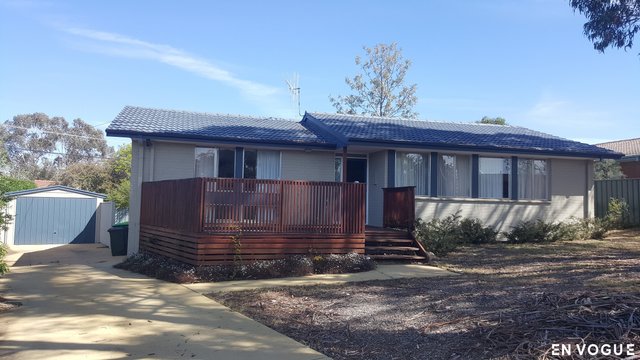 18 Rocklands Street, ACT 2611