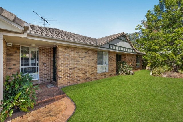 4 Acacia Close, QLD 4121
