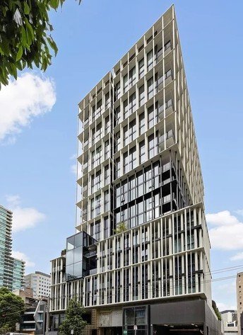 708/41 Bank Street, VIC 3205