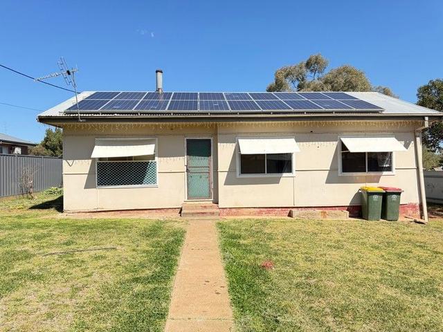8 Brady Street, NSW 2877