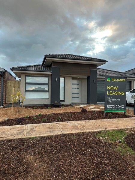 51 Louvre Road, VIC 3335