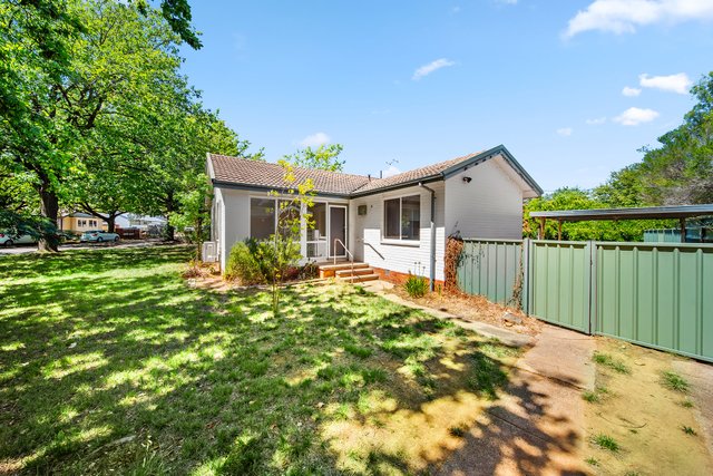 9 Dickinson Street, ACT 2602