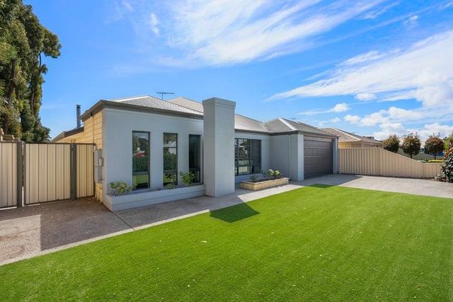 7 Narrabeen Bend, WA 6173