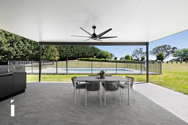 9 Clover Close, NSW 2582