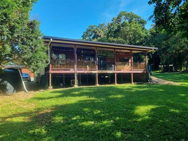 1 Staniland Dr, QLD 4800