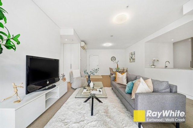 303/1 Brodie Spark Drive, NSW 2205