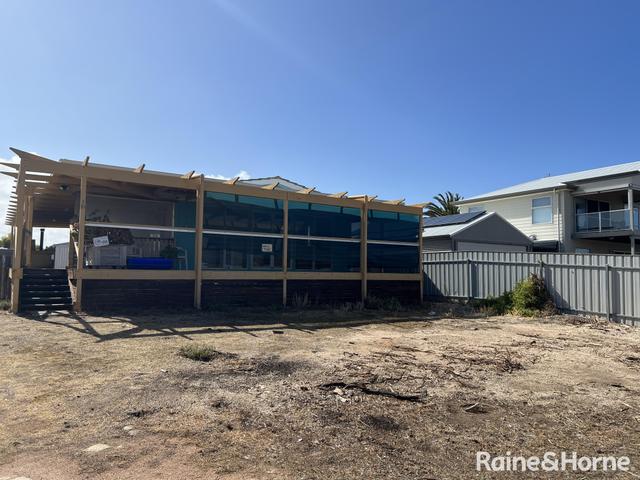 100 The Esplanade, SA 5501