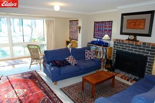 Living Room (2011-11-30)