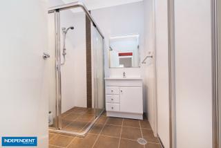 Bathroom (2015-06-02)